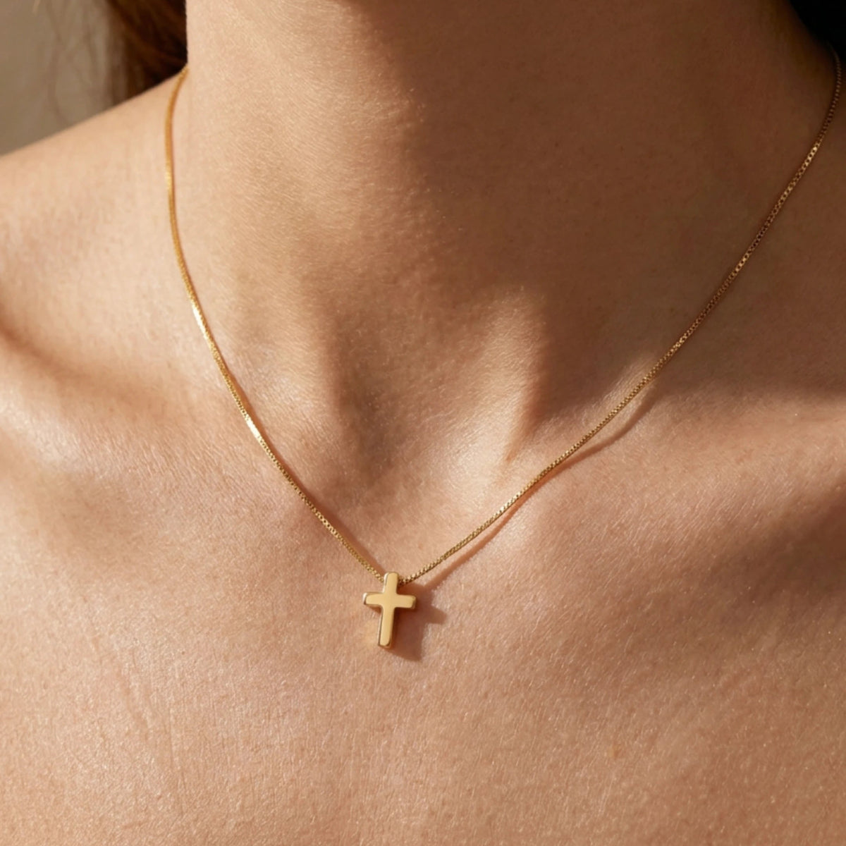 Mia Lariat Pendant